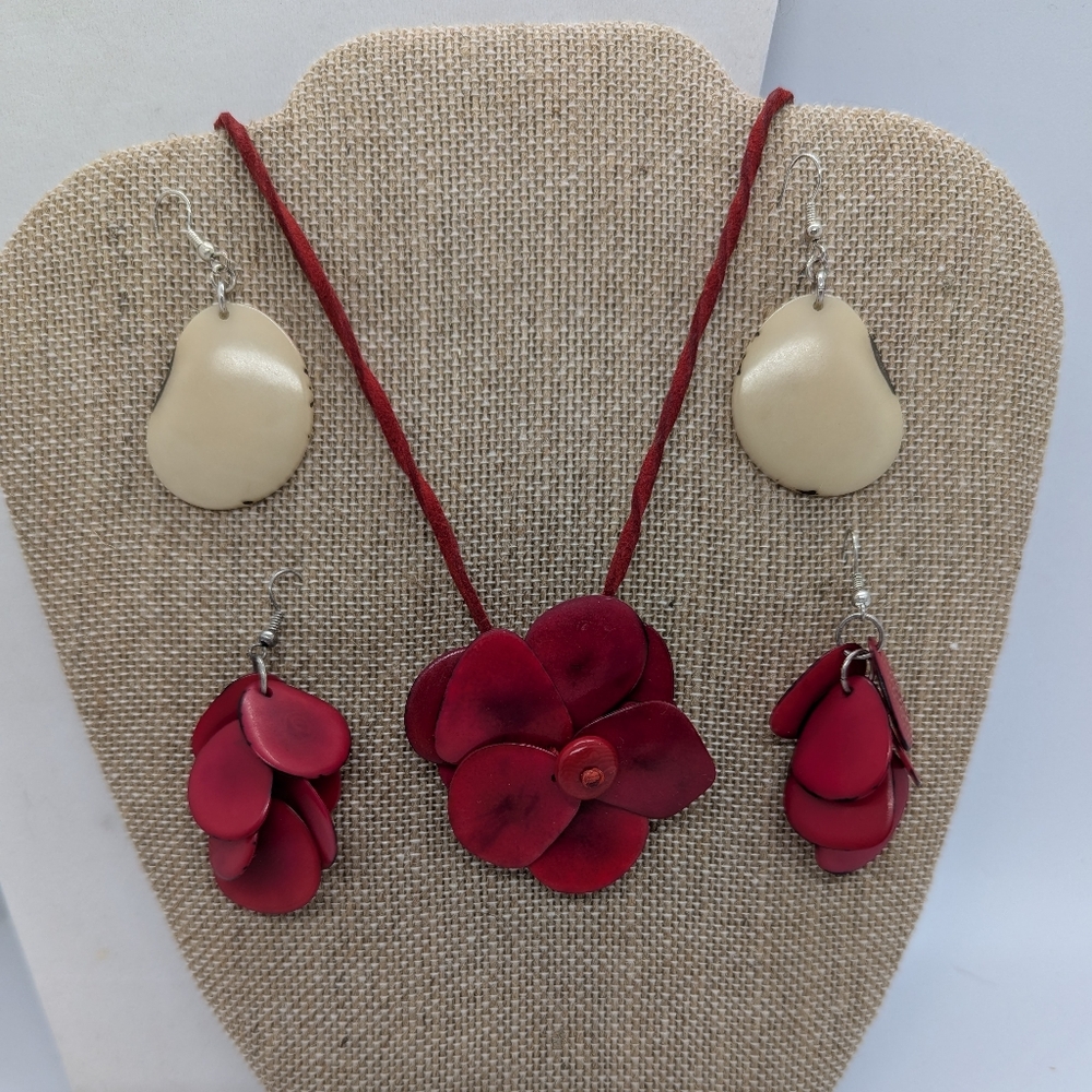 Taqua Nut Necklace & earrings set